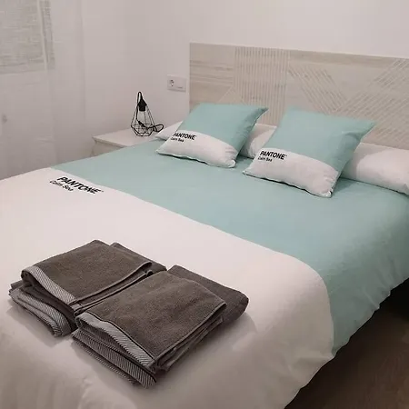 アパート Piso Moderno Con Garaje En El Centro De *